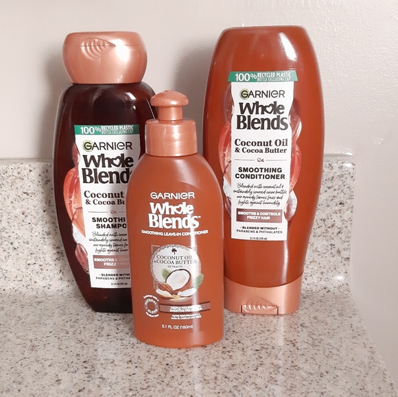 Garnier Whole Blends Coconut Oil & Coconut Butter Haircare Bundle - Picture 5 of 13